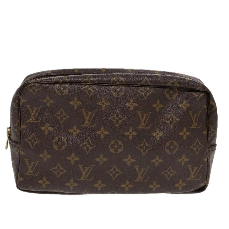 Louis Vuitton Speedy bags in monogram canvas for a classic lookLOUIS VUITTON Trousse de Toilette Clutch Bag