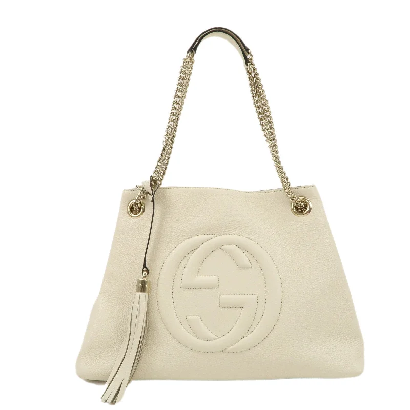 Gucci tote bags for women with a printed Gucci logoGUCCI SOHO Interlocking G Leather Chain Shoulder Bag Ivory 536196