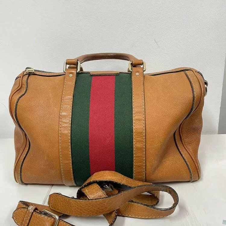 Women Gucci bags with interlocking G hardware for a classic lookGucci Boston Bag Camel Brown with Green and Red Stripe, Medium Size