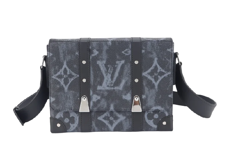 Louis Vuitton tote bags with a spacious interior and multiple pocketsLOUIS VUITTON TRUNK MESSENGER (M57271) MONOGRAM PASTEL NOIR CANVAS WITH DUST COVER AND BOX