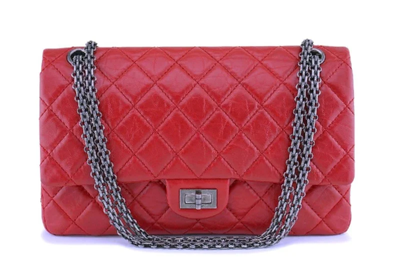 Chanel New Arrival Handbag with Gold HardwareChanel Red Aged Calfskin Reissue Medium 226 2.55 Flap Bag RHW