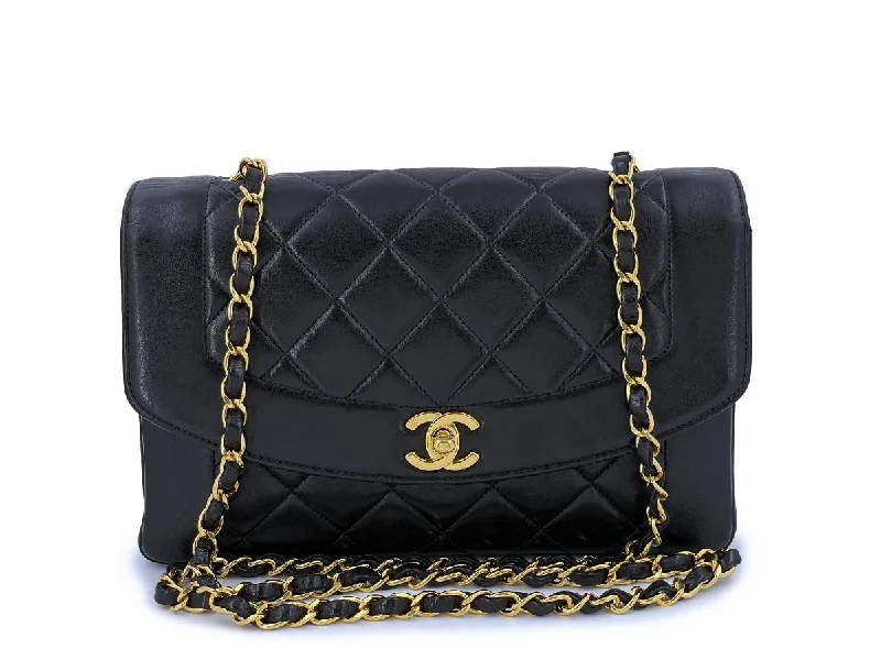 Chanel bags as wedding day accessoriesChanel Vintage Diana Flap Bag Black Medium 24k GHW Pocket