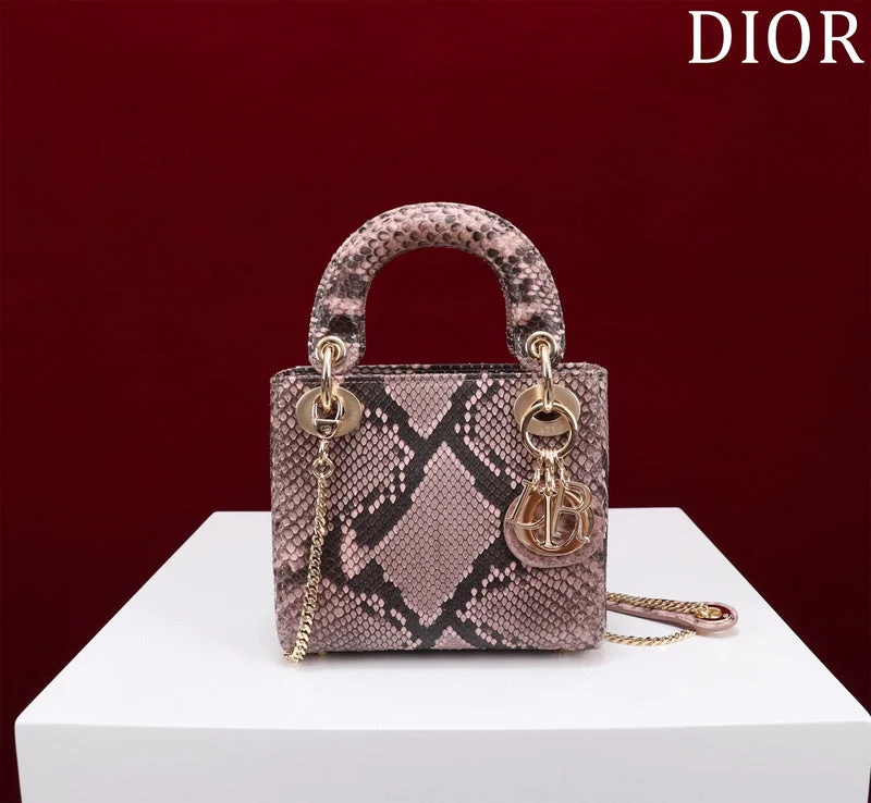 Fashion - forward Christian Dior tote bags for the modern womanBC - Dior Bags - 134