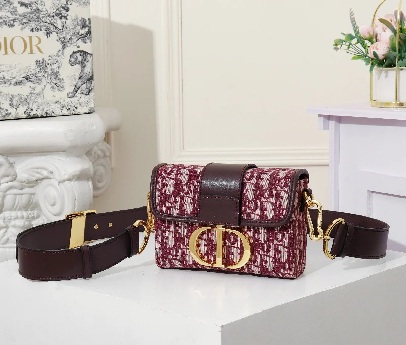 Christian Dior Saddle bags with a distressed leather finishGlitzyBags - Designer bags by Dior 174