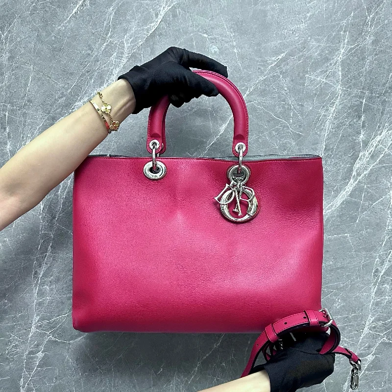 Christian Dior handbags with a detachable mirror for on - the - go touch - upsDiorissimo Large Smooth Calfskin Red SHW