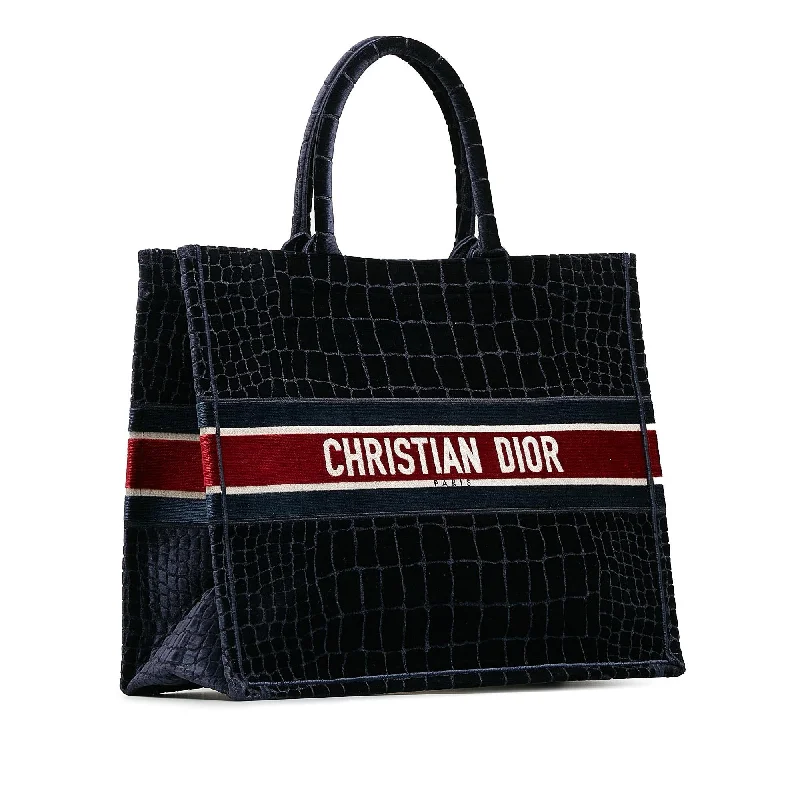 Stylish Christian Dior shoulder bags with a tassel - adorned zipperDior Large Velvet Embossed Book Tote (zVJstJ)