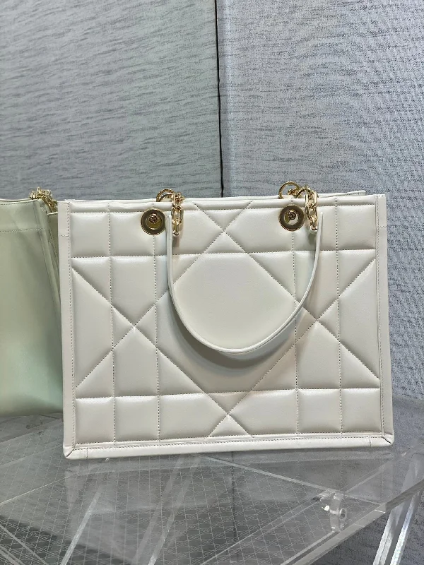 Luxury Christian Dior crossbody bags with a chain - link strapWF - Dior Bag - 276